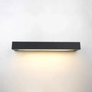 Graphic and Durable Wall Light – Cyanéa
