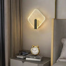 Aplică neagră contemporană cu iluminare direcționată – Halo