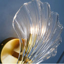 مصباح جداري على شكل صدفة من الزجاج – سيليستيوم