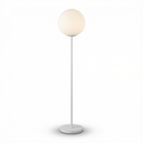 洗練されたフロアランプ モダンな格調の雰囲気 – Elara