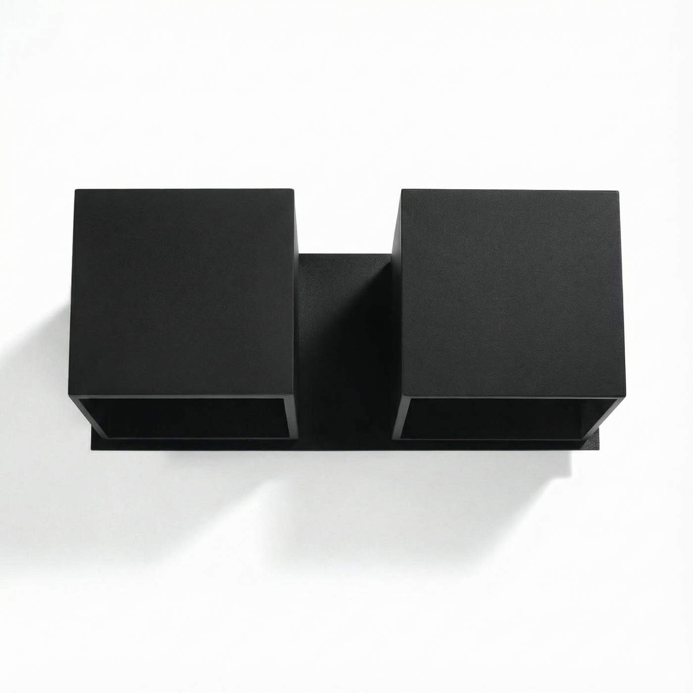 Modern black aluminum wall light – Noctarys model