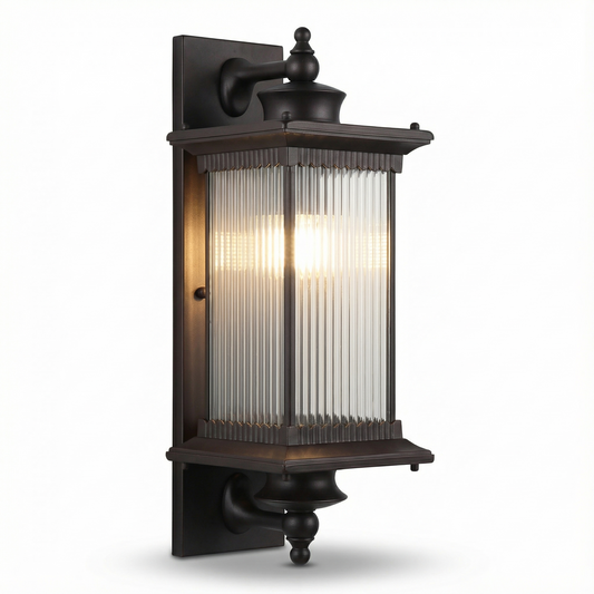 Retro Outdoor Wall Light in Black – Mirrored