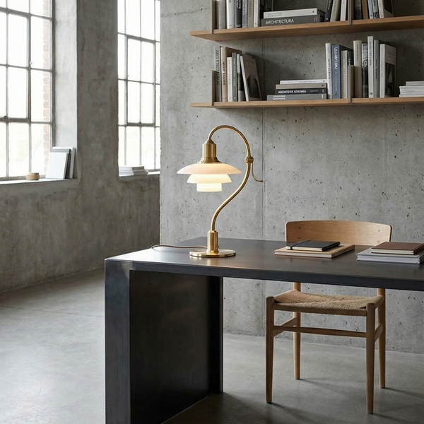 바우하우스 스타일 유리 & 철제 테이블 램프 – Auroldis