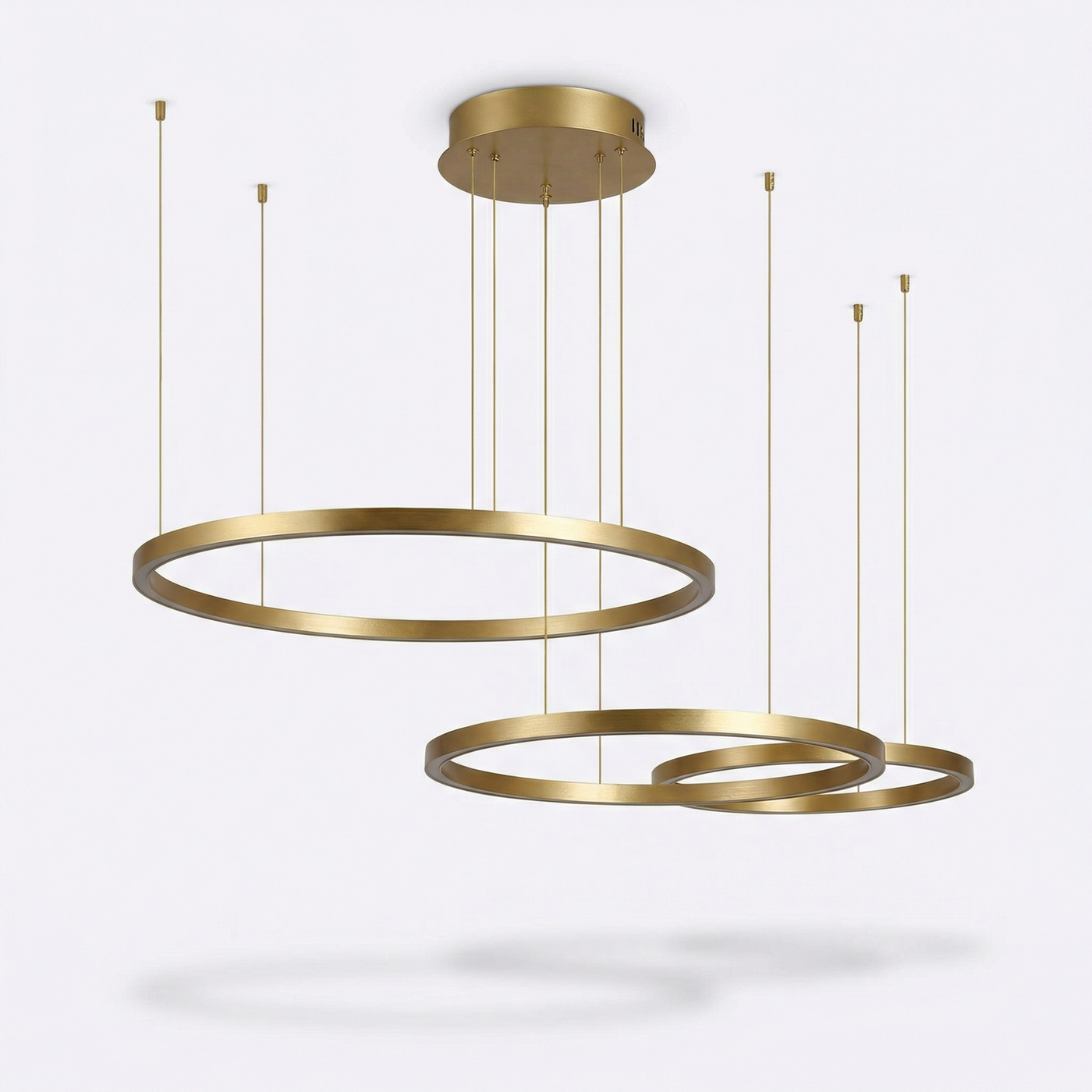 Suspension Modulable Éclairage Raffiné et Moderne – Mirena