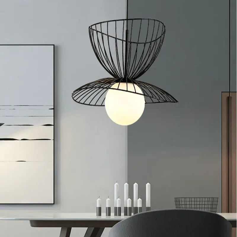 Suspension Métal Peint LED Design Épuré Noir – Fabulus