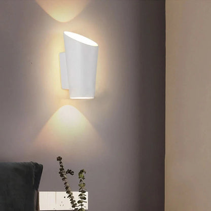Lustré Wall Sconce photo 9 | Luxarmonie