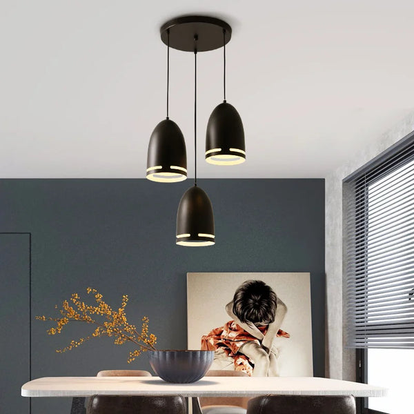 Suspension Haut de Gamme Doré & Ambiance Intemporelle – Vespera