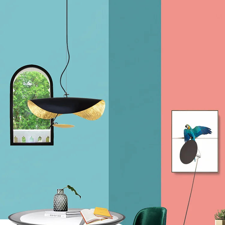 Suspension LED moderne en alliage pour salon et restaurant – Orluxia