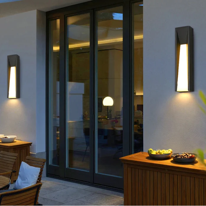 Black Aluminum LED Wall Light for Outdoor – Arclion