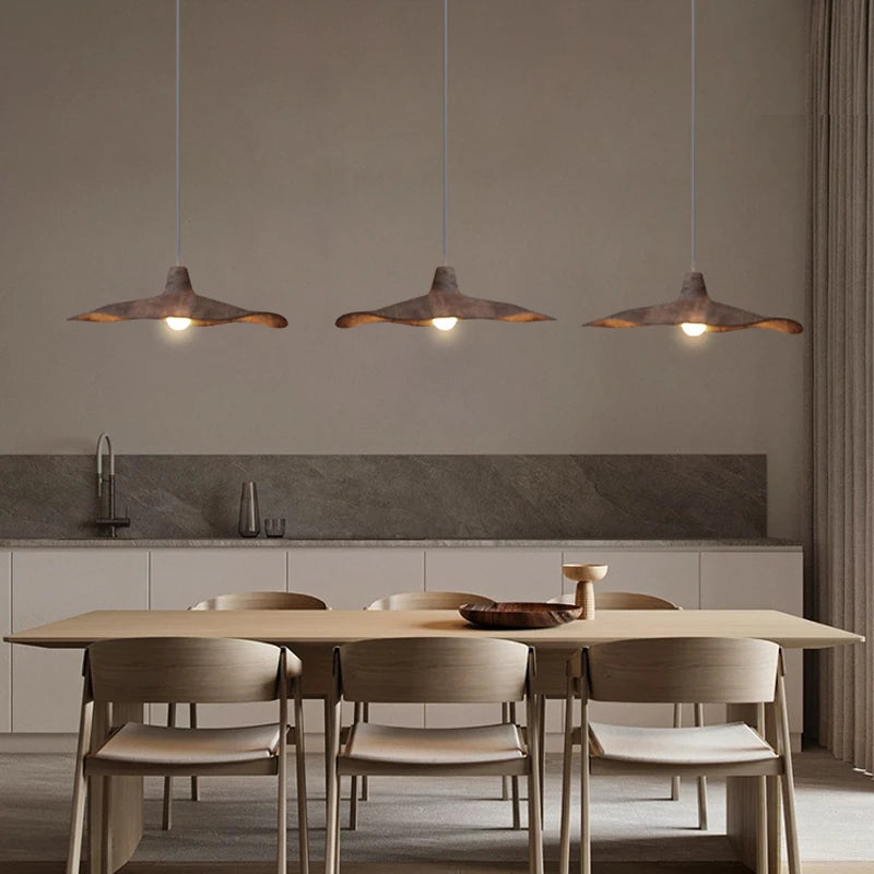 Suspension Wabi-Sabi en résine pour salons et chambres – Mélithos