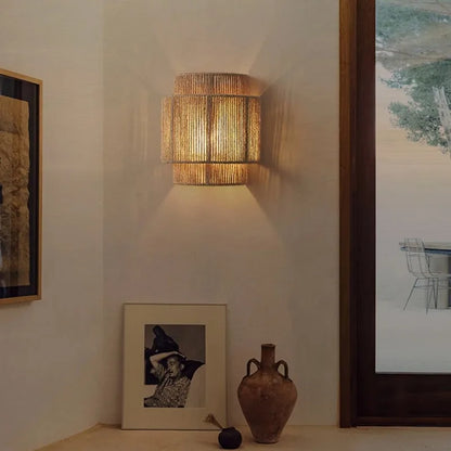 Wall Sconce Tressia photo 4 | Luxarmonie