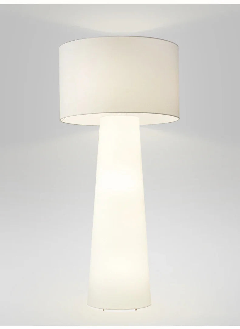 Lampe sur pied en tissu et fer design nordique – Armonello