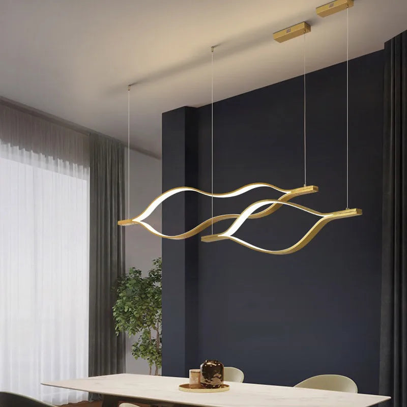 Lustre Postmoderne en Aluminium Doré  – Auralys