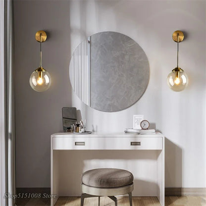 Applique murale Velix globe en verre et métal électroplaqué - vue 2
