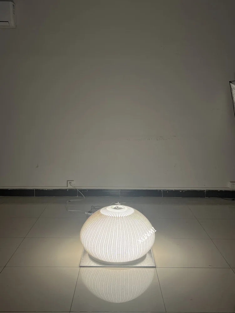 Lampe de Table Cocoon en Tissu Tressé Blanc – Alumine