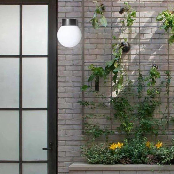 Boule Lumineuse Extérieure en Acrylique – Orbique