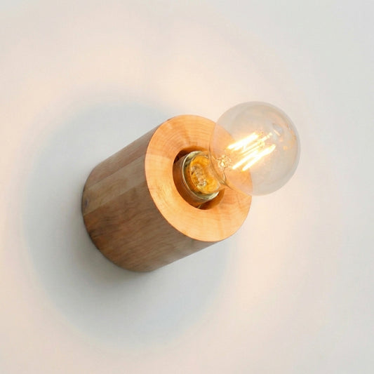 ミニマルなナチュラルウッドのウォールランプ – Arvenorモデル - Lumière