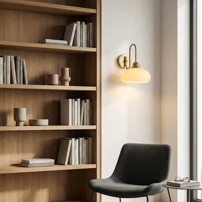 Minimalist wall sconce Eléganza in textured glass and polished metal - view 3