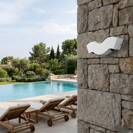 Compact Waterproof Wall Lamp for Modern Exterior Wall – Vexa