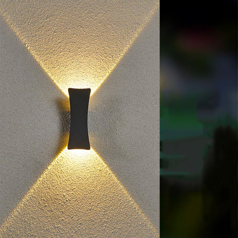 Applique Murale Minimaliste en Aluminium – Eclara